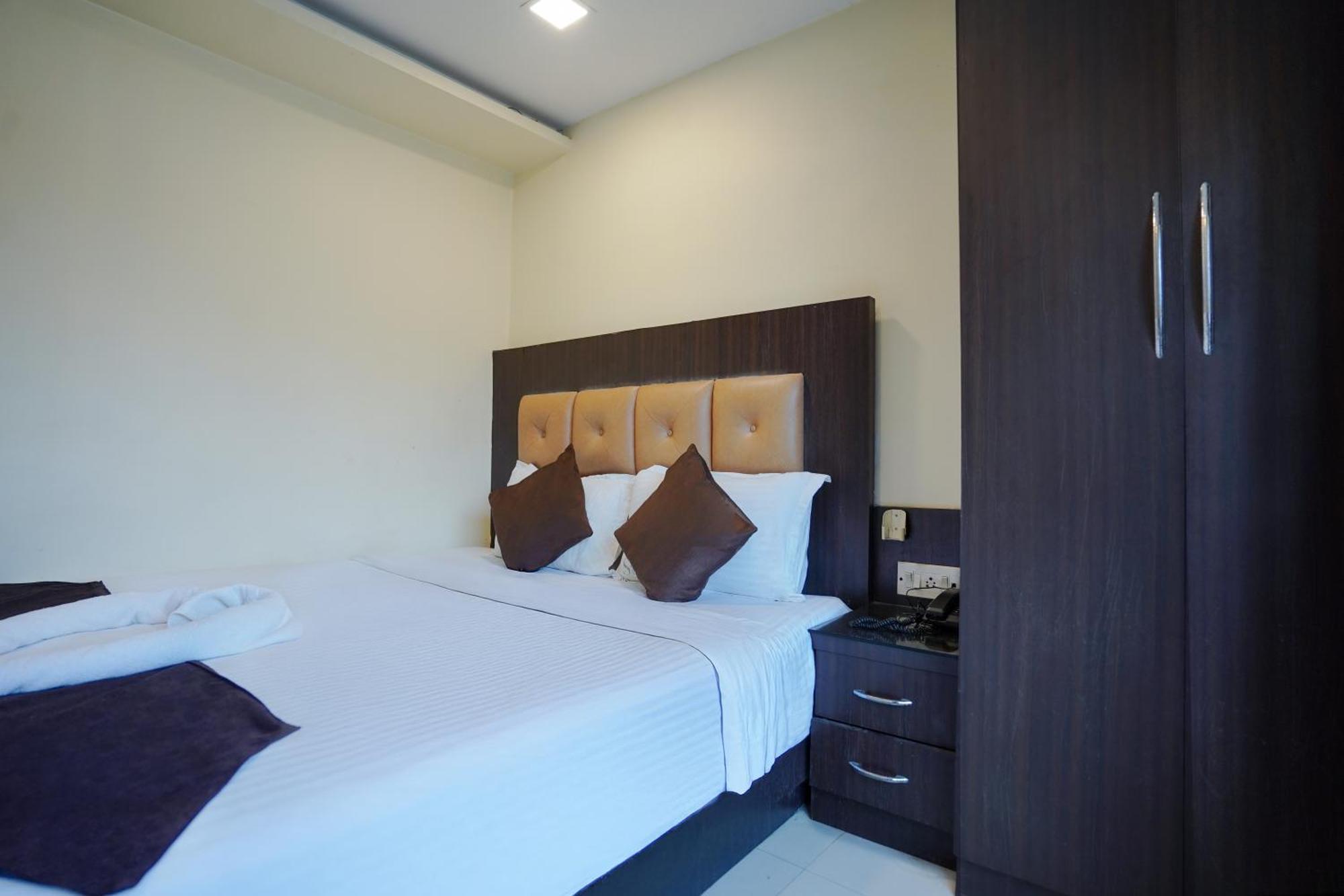 โรงแรมเชลดอน โกลกาตา ภายนอก รูปภาพ